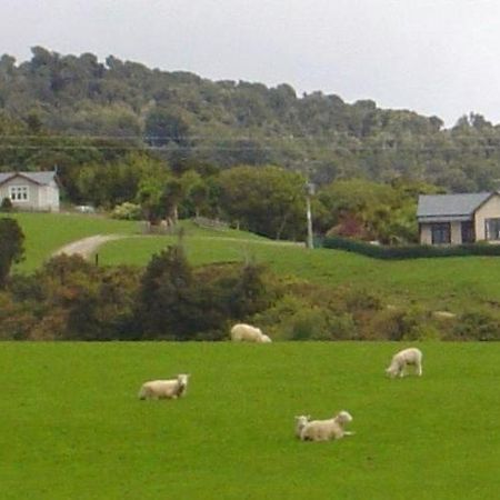 Hilltop Accommodation Catlins Papatowai Exteriör bild