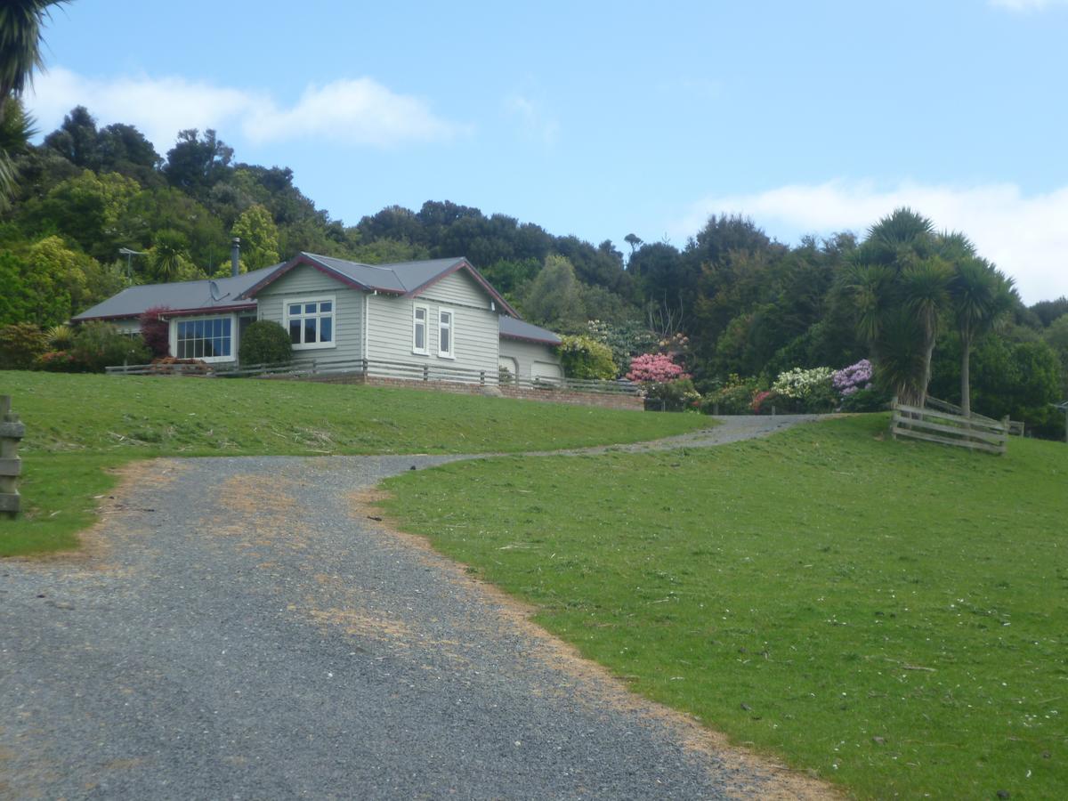 Hilltop Accommodation Catlins Papatowai Exteriör bild